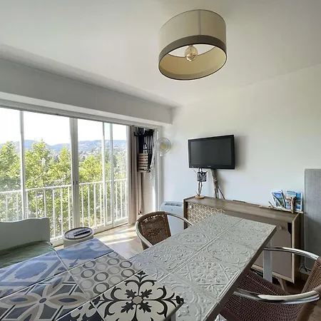- Acces - Ascenseur - Parking - Fr-1-308-207 * Le Lavandou